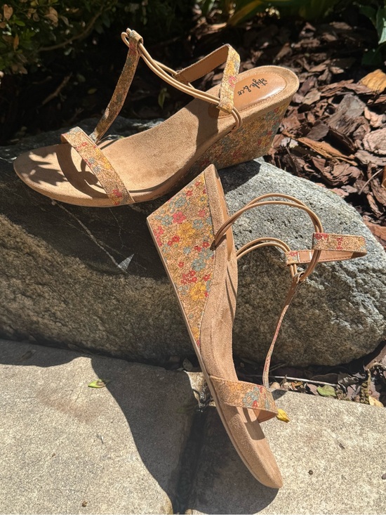 Style & Co. Shoes - Style & Co. Floral Multicolor Tan Wedge Sandals Sz 12 nwot